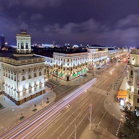 Апартаменты На Красной Minsk Buitenkant foto